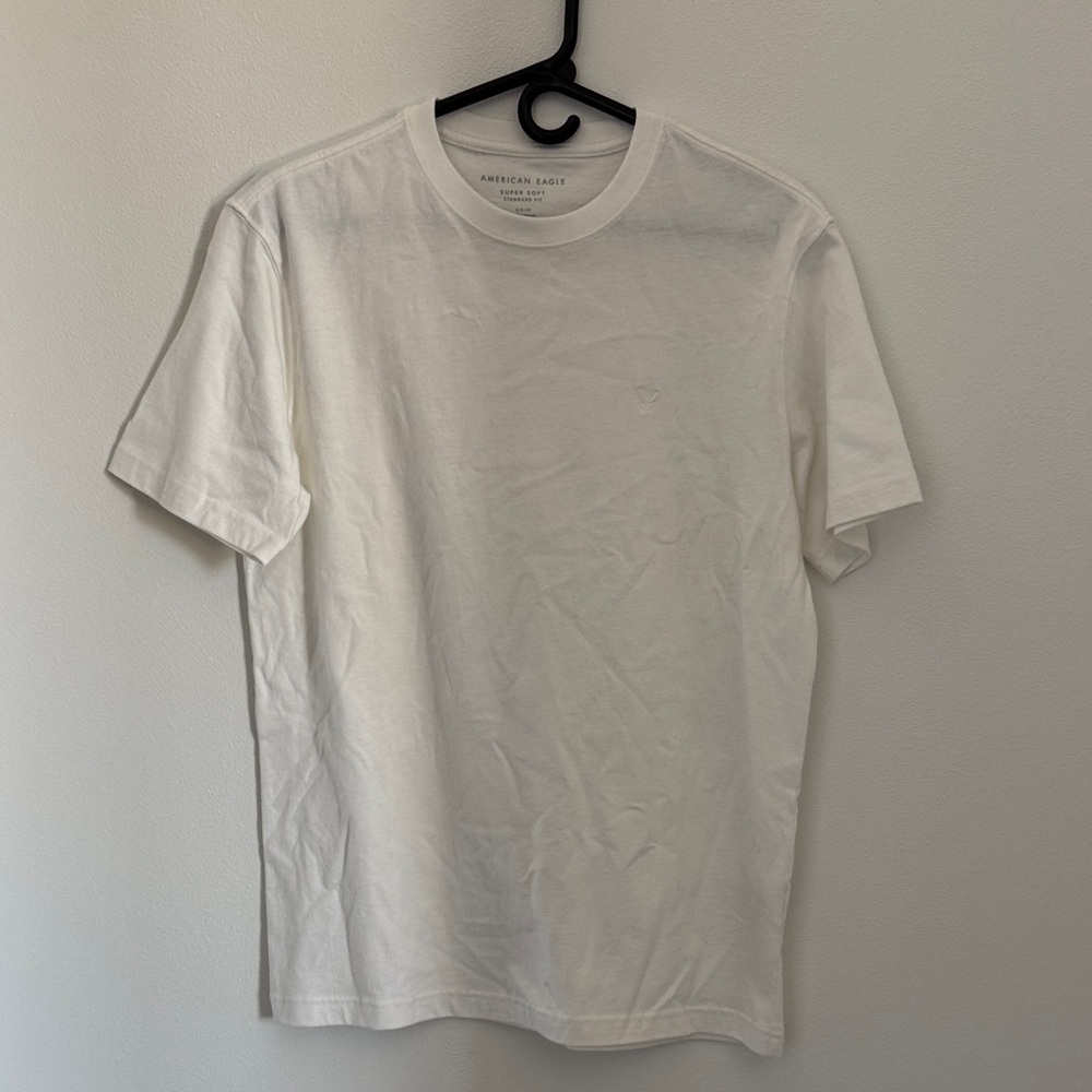 American Eagle Men's Classic White Tee NEW size small lightweight